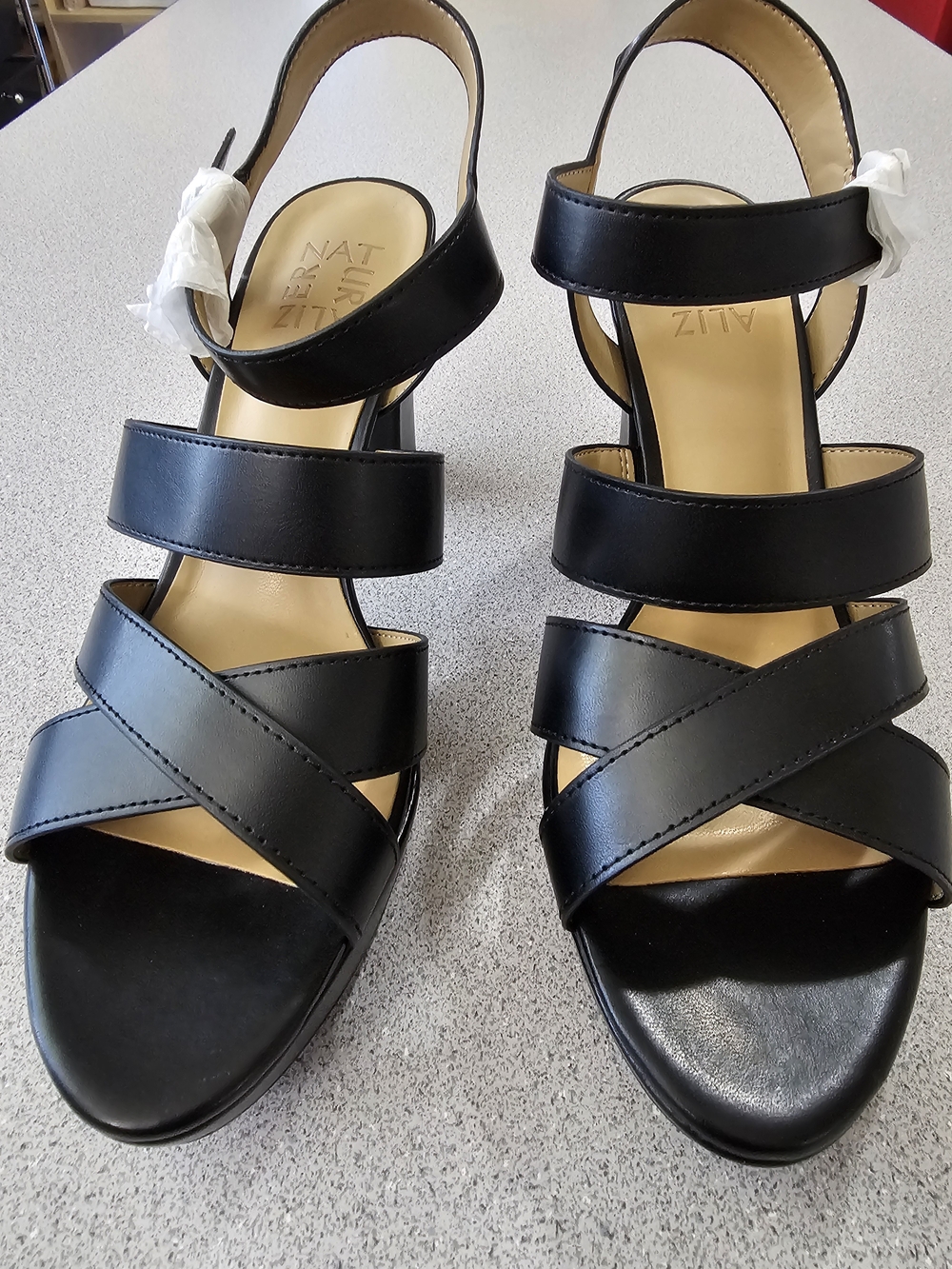 Naturalizer Black Multi-Strap Women’s Sandals